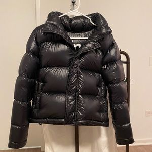 Aritzia Super Puff Goose Dawn Jacket